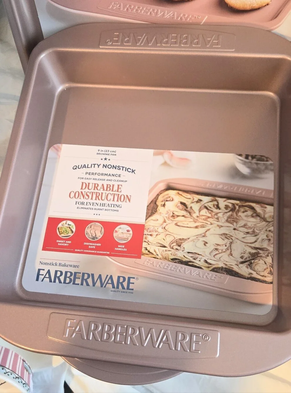 FARBERWARE 3PC Bakeware Set Matte Rose Cake Round, Cookie Sheet, Brownie Pan NWT